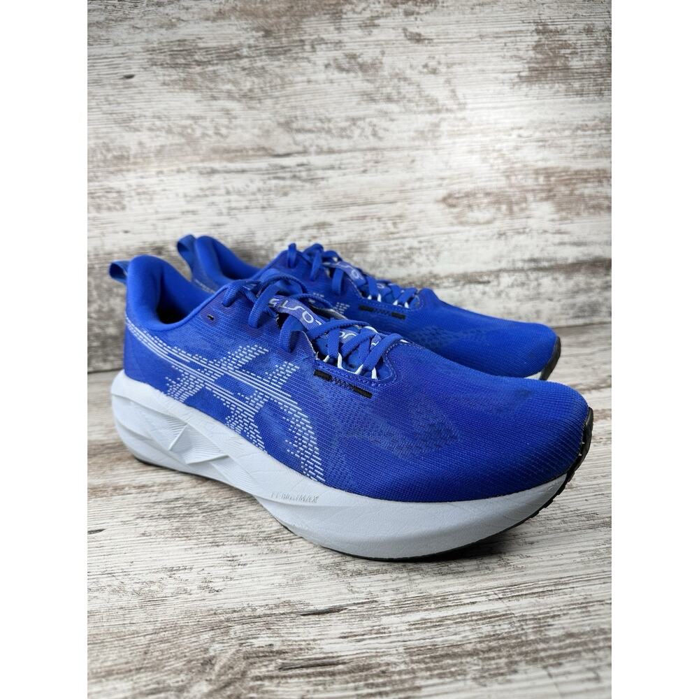 Men's ASICS Novablast 5 Blue Running Shoes Sz 11 Athletic Gym EUC!